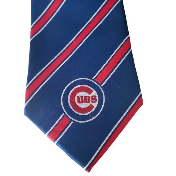 Chicago Cubs Red and Blue Striped Tie - Picture 2 of 5